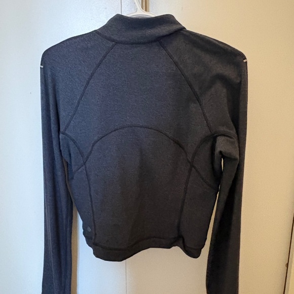 Lululemon Rulu Cropped Half-Zip (M) (Heathered True Navy / Black) (2022) - Picture 8 of 8
